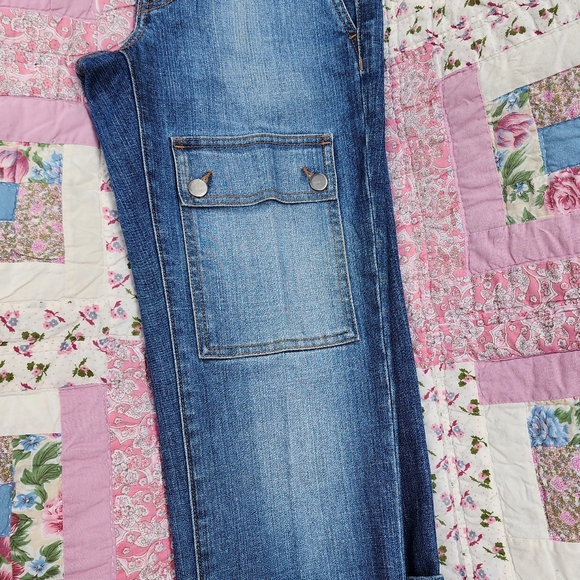 Banana Republic Low Waist Capri Pants - Picture 4 of 4